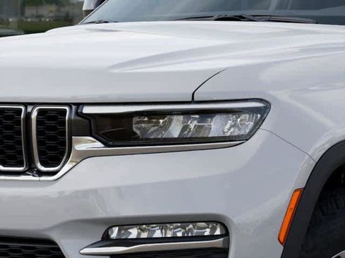 New 2025 Jeep Grand Cherokee Limited image 39