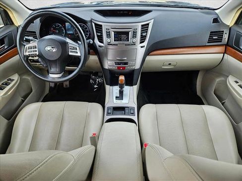 Used 2014 Subaru Outback 2.5i Limited image 17