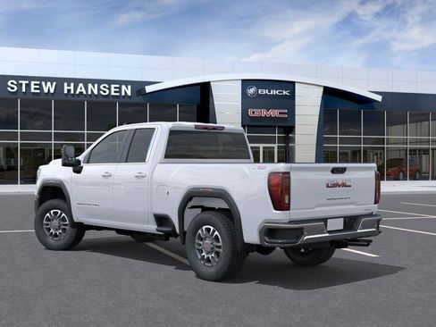 New 2026 GMC Sierra 2500 SLE image 3