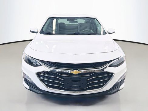 Used 2023 Chevrolet Malibu LT FWD image 2