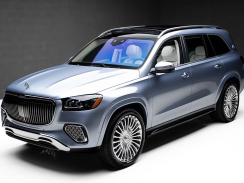 Used 2025 Mercedes-Benz Maybach GLS 600 4MATIC image 5