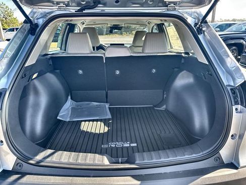 New 2026 Toyota Corolla Cross L image 32