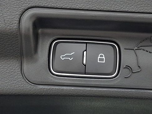 Used 2024 Ford Explorer XLT w/ Equipment Group 202A image 29