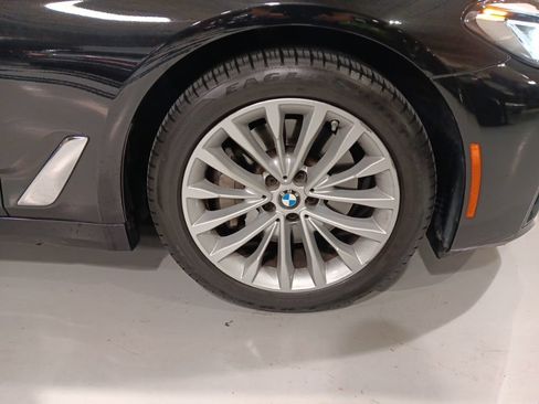 Certified 2023 BMW 530i xDrive w/ Convenience Package AWD/4WD image 16