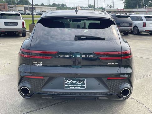 Used 2022 Genesis GV70 3.5T Sport AWD/4WD image 3
