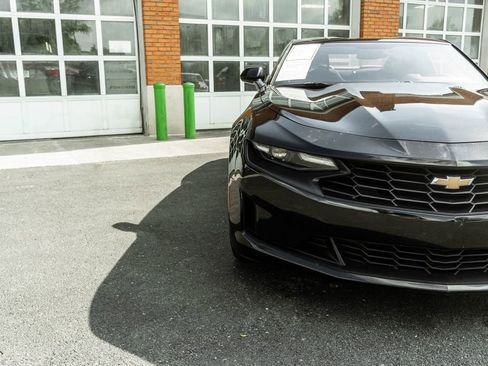 Used 2023 Chevrolet Camaro LT RWD image 30