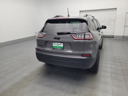 Used 2023 Jeep Cherokee Altitude Lux image 7