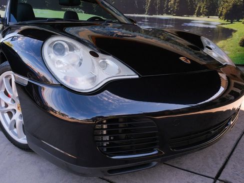 Used 2004 Porsche 911 Carrera 4S AWD/4WD image 7