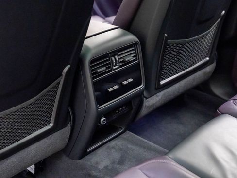 Certified 2024 Porsche Cayenne image 19