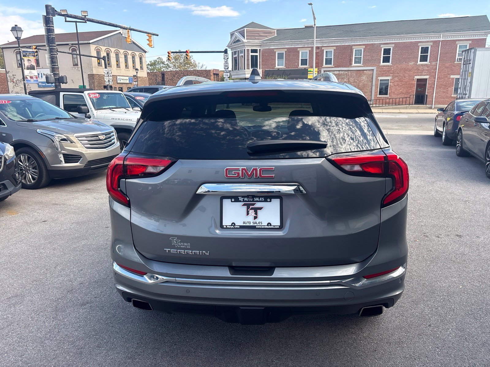 Used 2019 GMC Terrain Denali w/ Driver Alert Package II FWD image 4