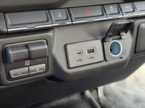 New 2025 Chevrolet Silverado 2500 W/T RWD image 23
