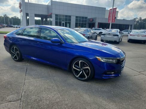 Used 2019 Honda Accord Sport image 9