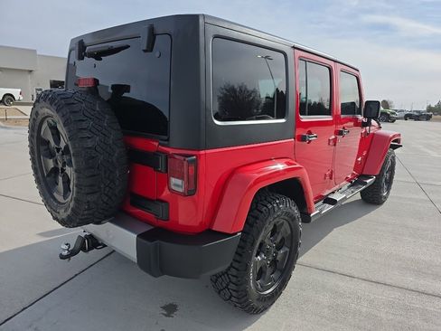 Used 2014 Jeep Wrangler Unlimited Sahara w/ Connectivity Group image 5