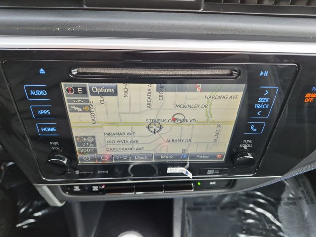 Used 2018 Toyota Corolla XSE FWD image 13
