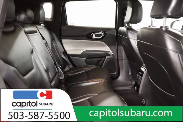 Used 2025 Jeep Compass Limited AWD/4WD image 29