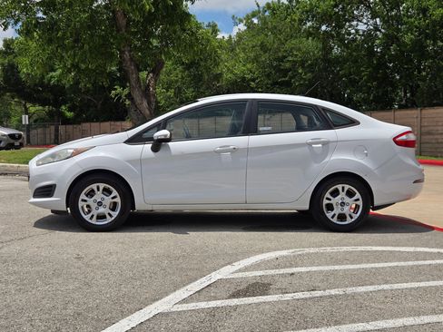 Used 2016 Ford Fiesta SE FWD image 6