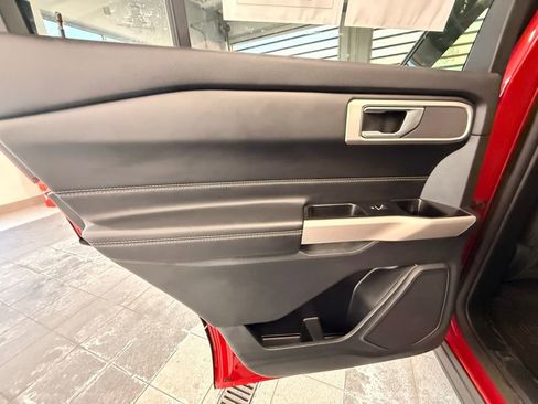 Used 2023 Ford Explorer XLT w/ Equipment Group 202A image 43