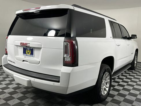 Used 2017 GMC Yukon XL SLT image 27