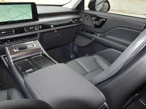 New 2026 Lincoln Aviator Reserve RWD image 18