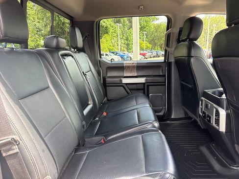 Used 2019 Ford F250 Lariat w/ Lariat Ultimate Package AWD/4WD image 30