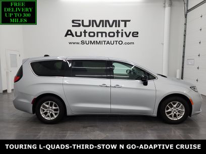 Used 2024 Chrysler Pacifica Touring-L