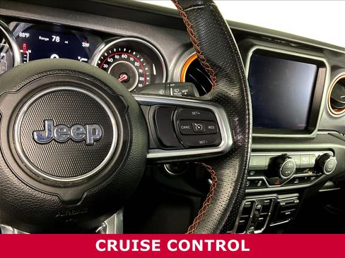 Used 2022 Jeep Gladiator Mojave AWD/4WD image 12