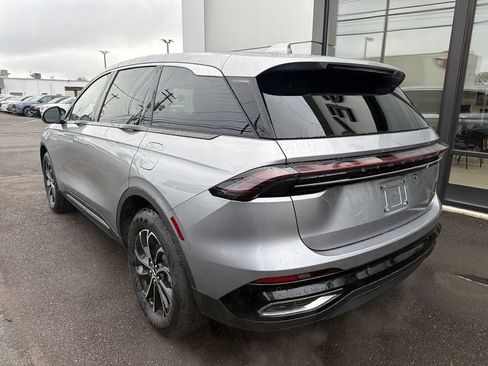 New 2026 Lincoln Nautilus Premier AWD/4WD image 2
