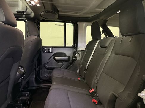 Used 2021 Jeep Wrangler Unlimited Sport image 33