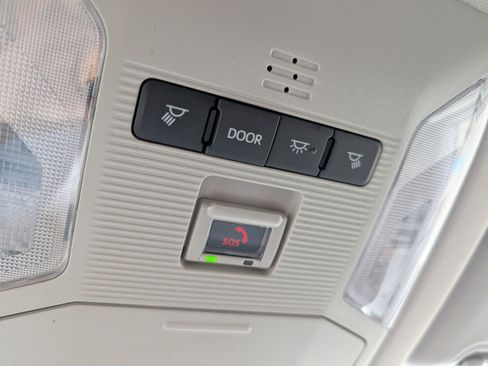 New 2025 Toyota RAV4 LE image 12