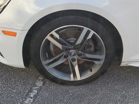 Used 2018 Audi A4 2.0T Ultra Premium Plus w/ Premium Plus Package image 11