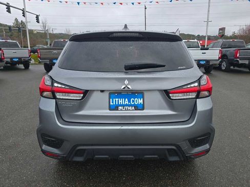 Used 2024 Mitsubishi Outlander Sport SE image 4