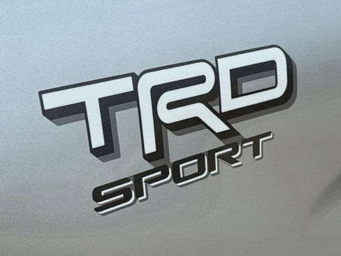 Used 2024 Toyota Tacoma TRD Sport w/ TRD Sport Upgrade Package image 10