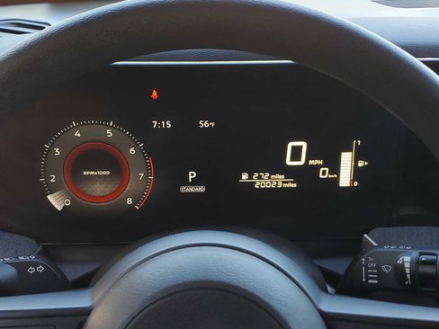 Used 2025 Nissan Kicks SV FWD image 21