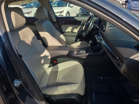 Used 2023 Honda Civic EX-L image 18