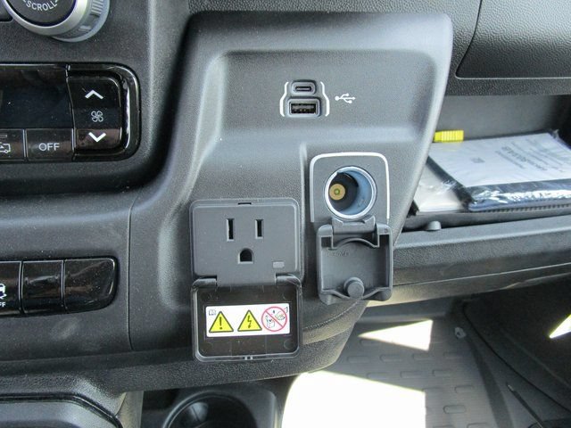 Used 2024 RAM ProMaster 2500 w/ Power Group FWD image 27