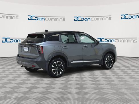 Used 2025 Nissan Kicks SV w/ Charging Package AWD/4WD image 8
