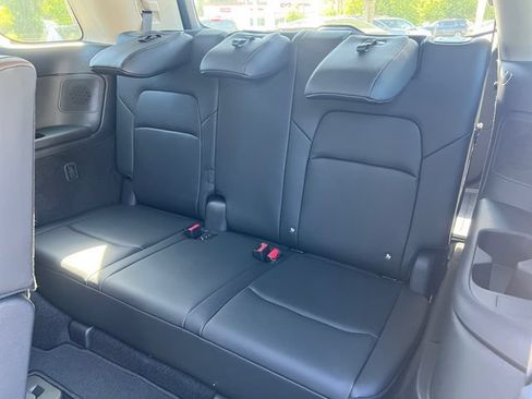 New 2026 Nissan Pathfinder Platinum w/ Cargo Package AWD/4WD image 22