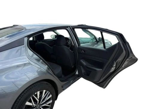 Used 2026 Nissan Altima 2.5 SV FWD image 14
