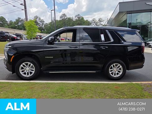 Used 2025 Chevrolet Tahoe LT AWD/4WD image 2
