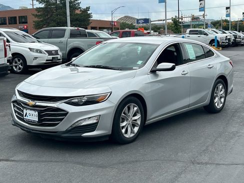 Used 2020 Chevrolet Malibu LT FWD image 9