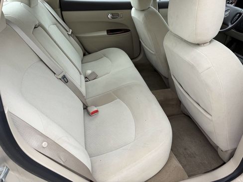 Used 2008 Buick LaCrosse CX FWD image 19