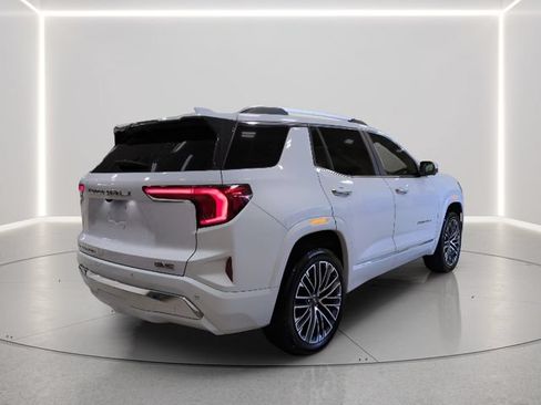 Used 2026 GMC Terrain Denali AWD/4WD image 33