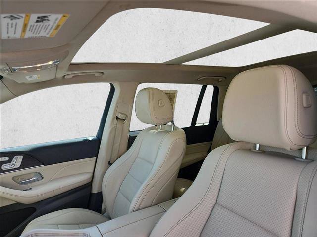 Used 2020 Mercedes-Benz GLS 450 4MATIC image 17