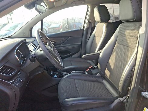 Used 2022 Buick Encore Preferred image 13