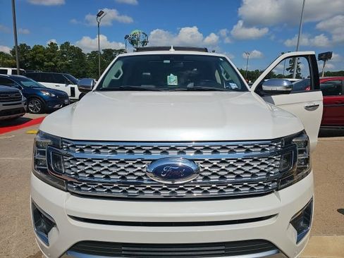 Used 2019 Ford Expedition Max Platinum RWD image 9