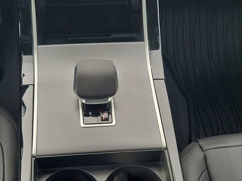 New 2026 Land Rover Range Rover Velar S AWD/4WD image 20
