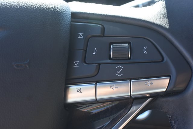 Used 2021 Cadillac Escalade ESV Premium Luxury RWD image 25