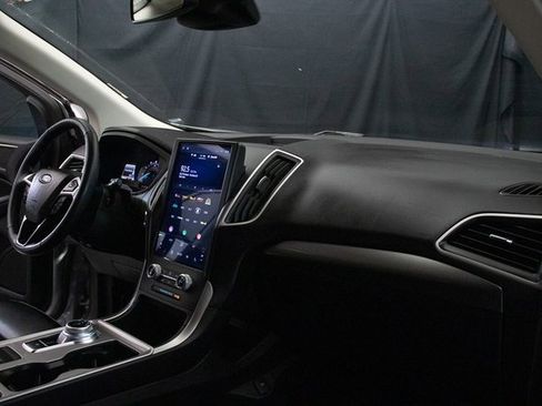 Used 2024 Ford Edge SEL image 15