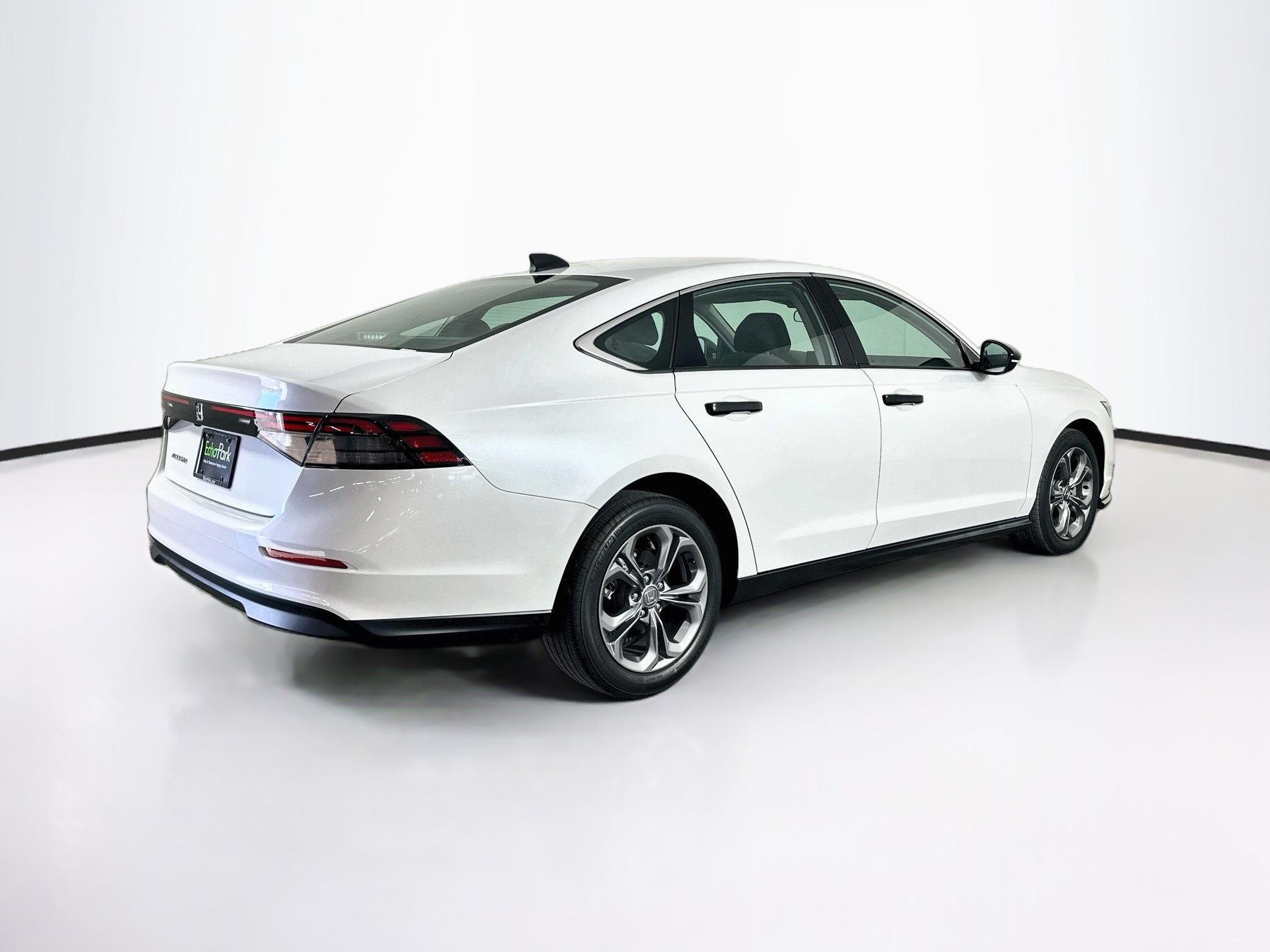 Used 2024 Honda Accord EX image 9