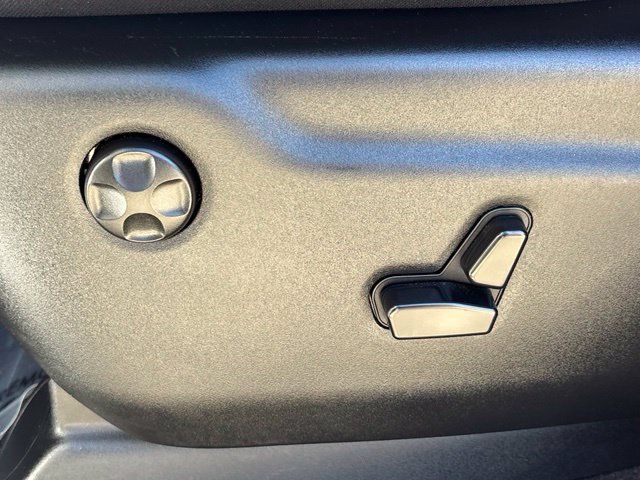 Used 2025 Dodge Durango GT AWD/4WD image 13